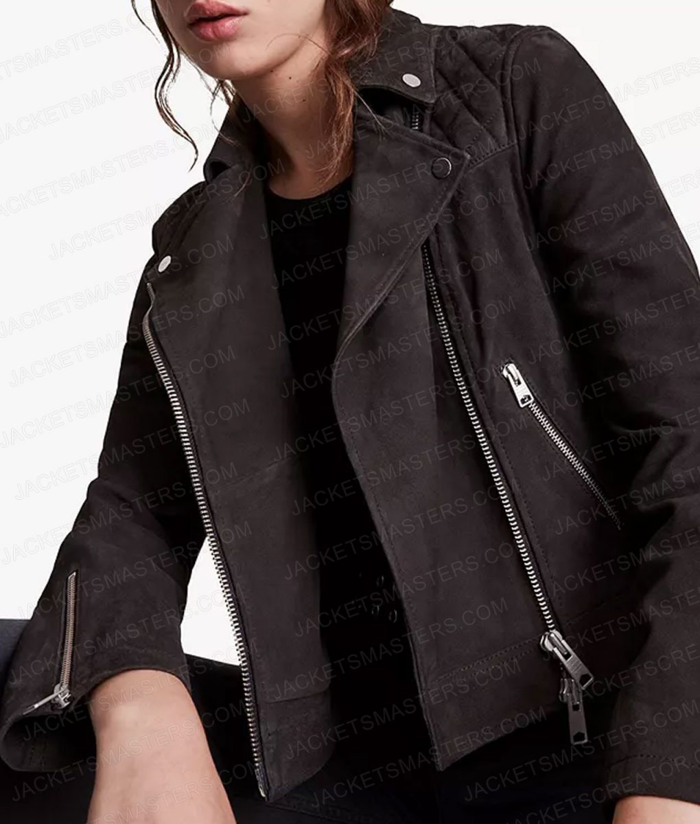 blood-treasure-sofia-pernas-black-jacket blood-treasure-sofia-pernas-black-jacket